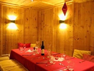 4 Catered chalet Dorferhaus Gerlos Diner tafel