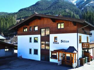 Chalet Silian